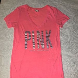 2 Pink Brand v-necks